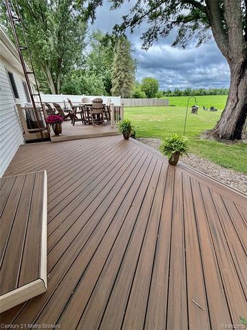 3259 N Seymour Road, Flushing, MI 48433