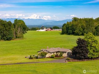 2751 Aldergrove Road, Ferndale, WA 98248