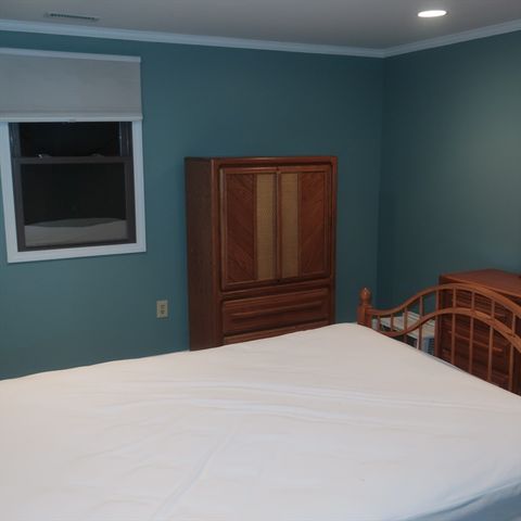 1 Atkinson Dr 3, Saugus, MA 01906