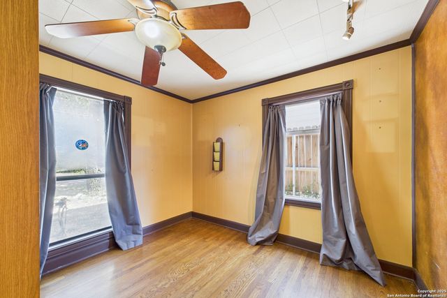 235 Lively, San Antonio, TX 78213