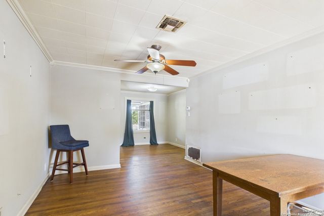 235 Lively, San Antonio, TX 78213