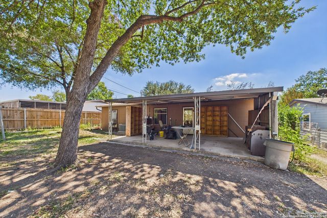 235 Lively, San Antonio, TX 78213