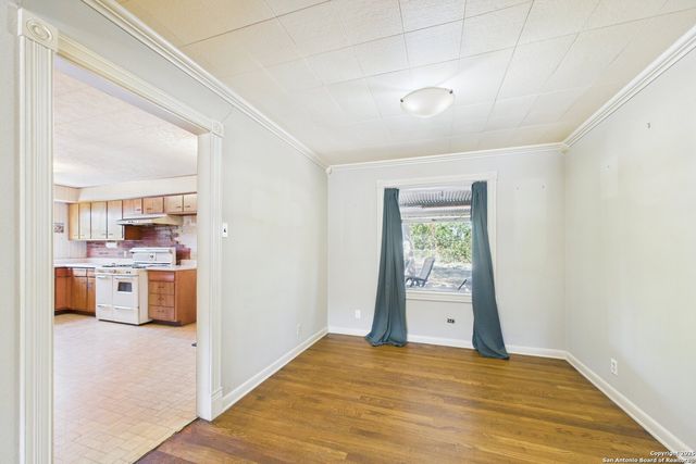 235 Lively, San Antonio, TX 78213