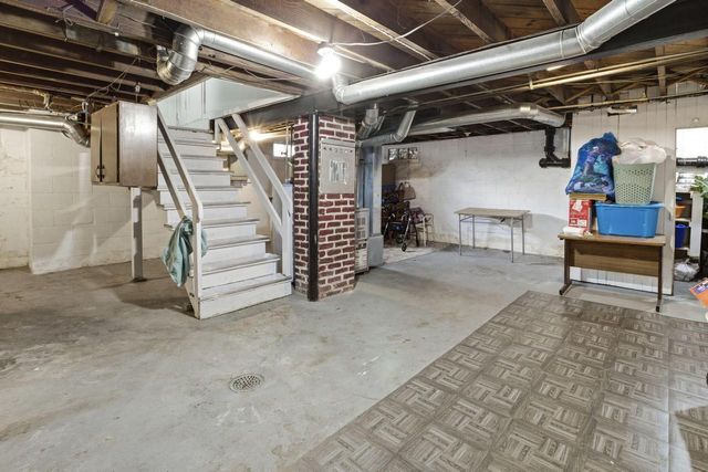 5525 N 52nd STREET, Milwaukee, WI 53218