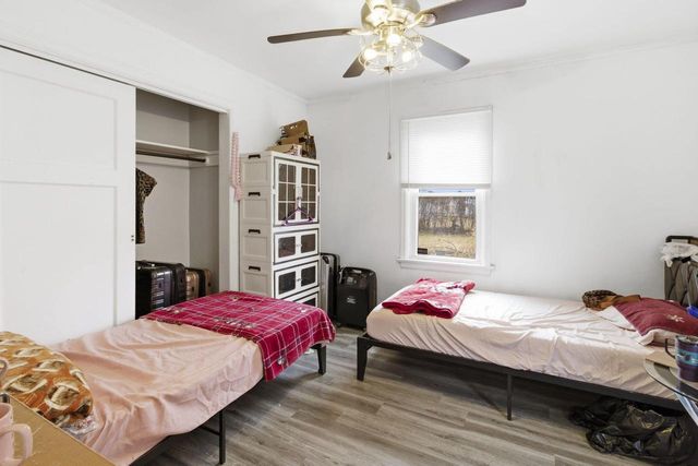 5525 N 52nd STREET, Milwaukee, WI 53218