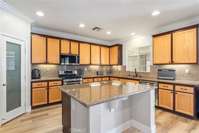 34747 Mediterra Circle, Winchester, CA 92596