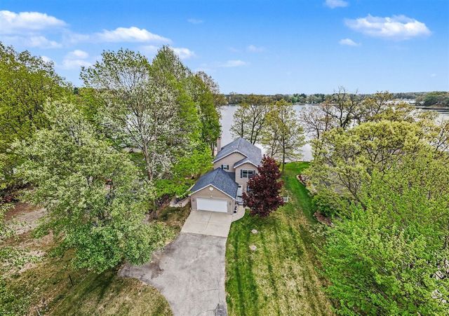 2316 W Shore Drive, Trufant, MI 49347