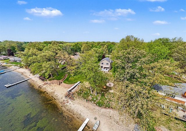 2316 W Shore Drive, Trufant, MI 49347