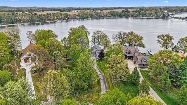 2316 W Shore Drive, Trufant, MI 49347