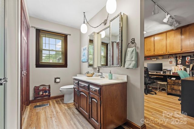 239 GOLF COURSE Road, Maiden, NC 28650