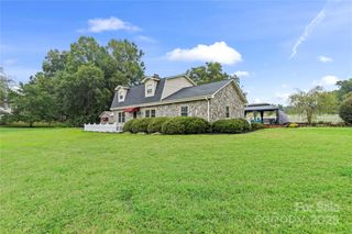 239 GOLF COURSE Road, Maiden, NC 28650