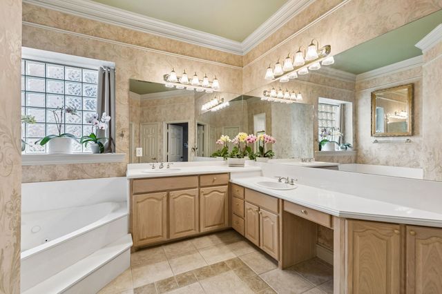 8517 Navigation Drive, Rowlett, TX 75088