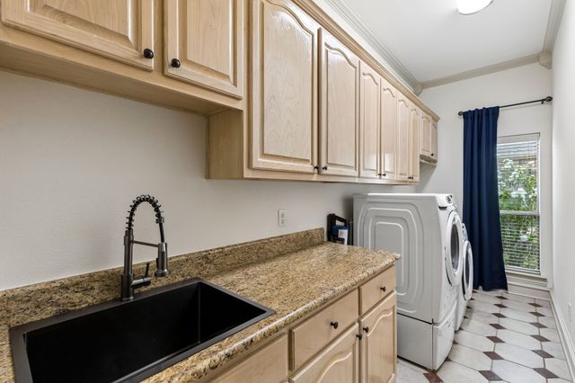 8517 Navigation Drive, Rowlett, TX 75088