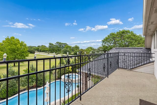 8517 Navigation Drive, Rowlett, TX 75088