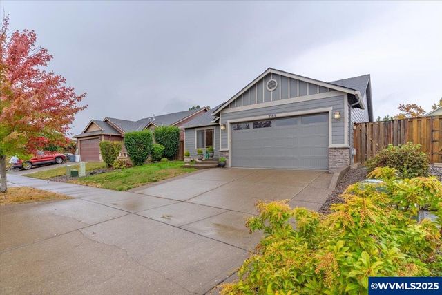 1181 Vinca St, Salem, OR 97317