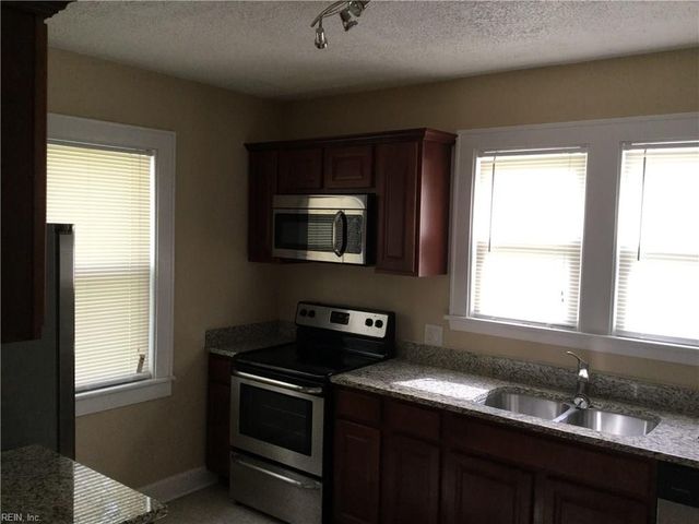 1517 Kerrey AVE, Norfolk, VA 23502