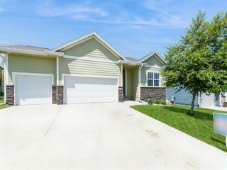 1642 S 11th Street, Adel, IA 50003