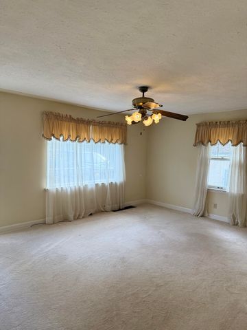 3221 Miami Avenue, Kalamazoo Twp, MI 49048