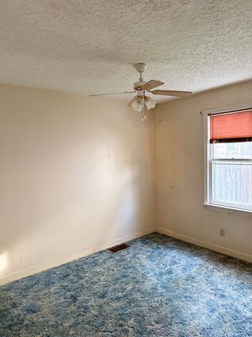 3221 Miami Avenue, Kalamazoo Twp, MI 49048