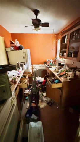 101 17th Avenue N, Texas City, TX 77590