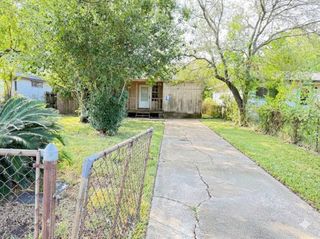 101 17th Avenue N, Texas City, TX 77590