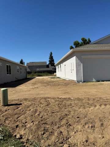 1522 Catherine Way, Escalon, CA 95320