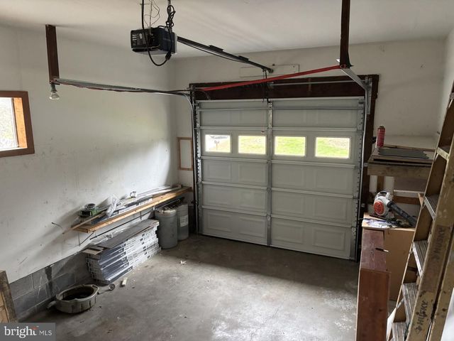 142 TAMMY LN, Martinsburg, WV 25405