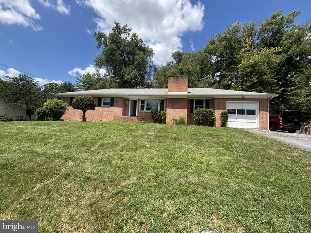 142 TAMMY LN, Martinsburg, WV 25405