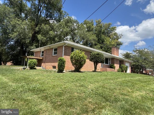142 TAMMY LN, Martinsburg, WV 25405
