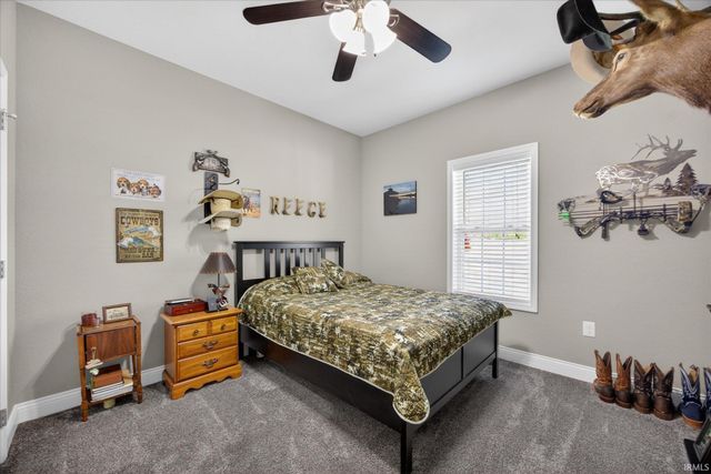 5935 Sandpit Road, Bedford, IN 47421