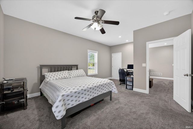 5935 Sandpit Road, Bedford, IN 47421