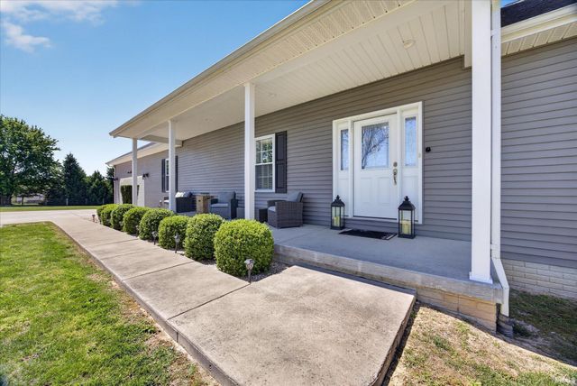 5935 Sandpit Road, Bedford, IN 47421