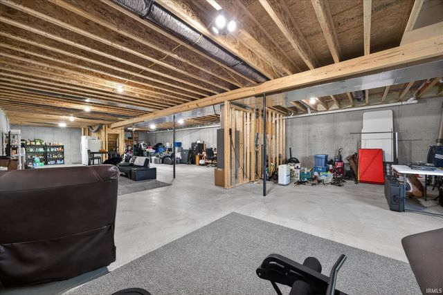 5935 Sandpit Road, Bedford, IN 47421