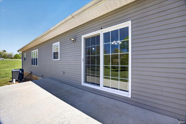 5935 Sandpit Road, Bedford, IN 47421