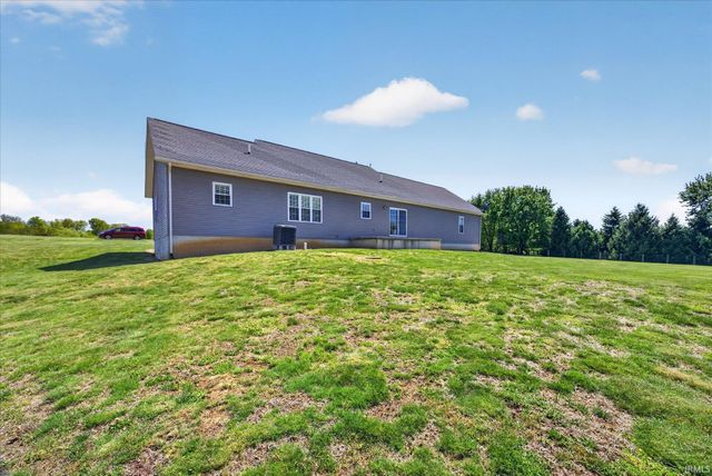 5935 Sandpit Road, Bedford, IN 47421