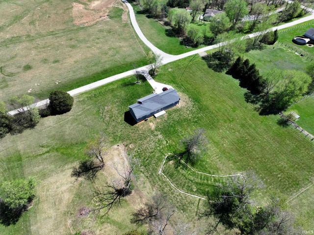 5935 Sandpit Road, Bedford, IN 47421