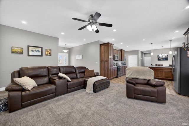 5935 Sandpit Road, Bedford, IN 47421
