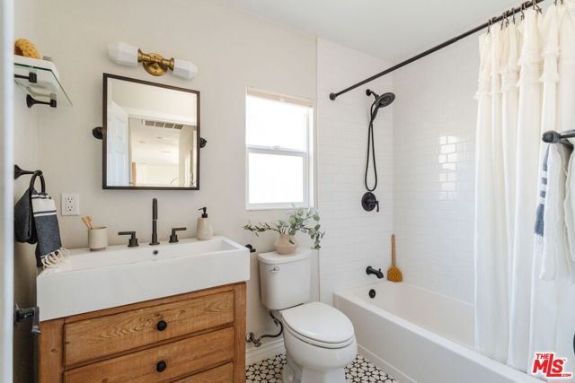 3608 Roseview Avenue, Los Angeles, CA 90065
