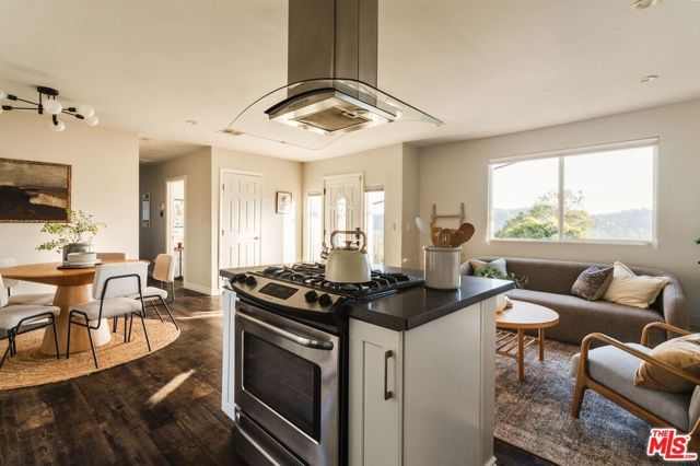 3608 Roseview Avenue, Los Angeles, CA 90065