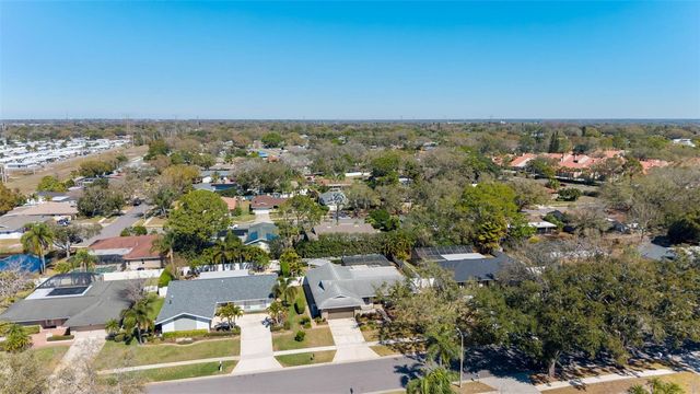 2654 CLUBHOUSE DRIVE N, Clearwater, FL 33761