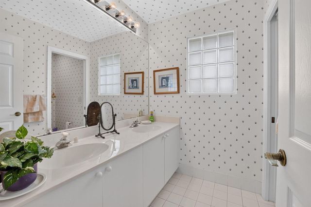 13494 Carrick Green Court, Delray Beach, FL 33446