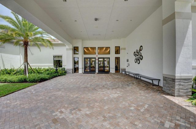 13494 Carrick Green Court, Delray Beach, FL 33446