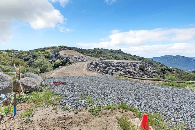 2169 Corte Dorado Espuela, Alpine, CA 91901