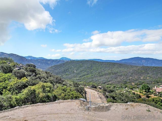 2169 Corte Dorado Espuela, Alpine, CA 91901