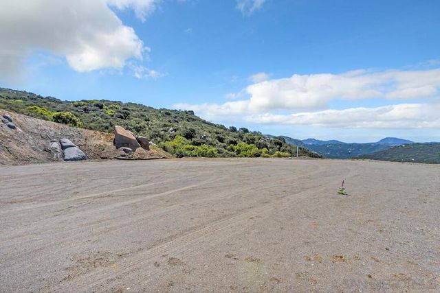 2169 Corte Dorado Espuela, Alpine, CA 91901