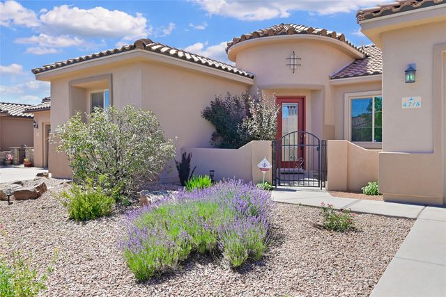 4718 Lluvia Encantada, Santa Fe, NM 87507