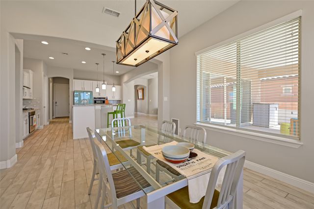 4718 Lluvia Encantada, Santa Fe, NM 87507