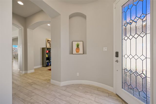 4718 Lluvia Encantada, Santa Fe, NM 87507