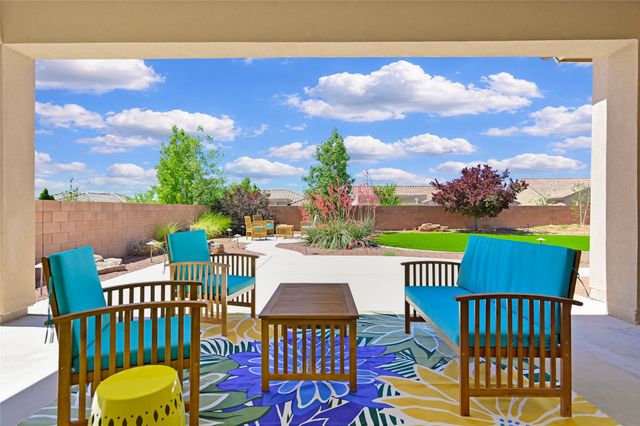 4718 Lluvia Encantada, Santa Fe, NM 87507