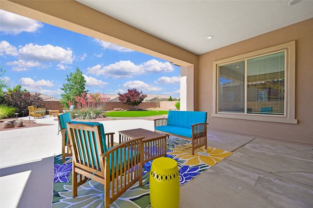 4718 Lluvia Encantada, Santa Fe, NM 87507